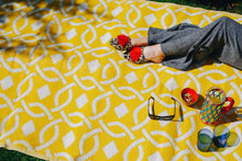 Lade das Bild in den Galerie-Viewer, Talking Tables Outdoor-Teppich "Azulejos", 120x180 cm