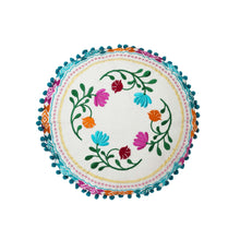Lade das Bild in den Galerie-Viewer, Talking Tables Kissen "Boho", 38 cm
