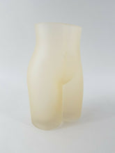 Lade das Bild in den Galerie-Viewer, Body-Vase "Bum", 18 cm