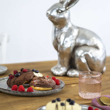 Lade das Bild in den Galerie-Viewer, Teller "Pearl" 27 cm, grau