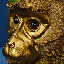 Lade das Bild in den Galerie-Viewer, Übertopf Affe "Bruce", gold