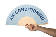 Lade das Bild in den Galerie-Viewer, Fisura Fächer &quot;Air Conditioning&quot;, hellblau
