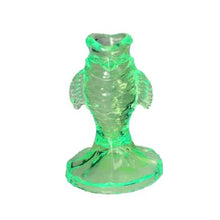 Lade das Bild in den Galerie-Viewer, Gift Company Kerzenhalter "Fisch", neongrün
