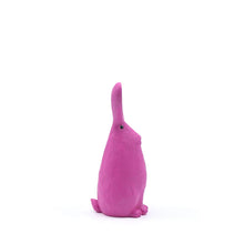 Lade das Bild in den Galerie-Viewer, Deko-Figur Hase pink/rosa, 17.5 cm
