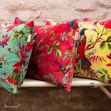 Lade das Bild in den Galerie-Viewer, Imbarro Kissen &quot;Paradise&quot; sangria, 40 x 60 cm
