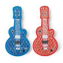 Lade das Bild in den Galerie-Viewer, Kikkerland 2er-Set Spülschwämme &quot;Gitarren&quot;
