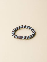 Lade das Bild in den Galerie-Viewer, Kknekki Haargummi "Brown Seablue Glitter Stripe"
