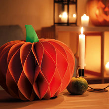 Lade das Bild in den Galerie-Viewer, Legami Wabendekoration &quot;Kürbis&quot; - Halloween 2025
