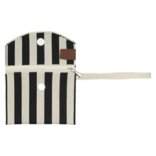 Lade das Bild in den Galerie-Viewer, Portemonnaie &quot;Julia&quot;, schwarz-weiß gestreift
