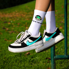 Lade das Bild in den Galerie-Viewer, Tennissocken "This is the way"
