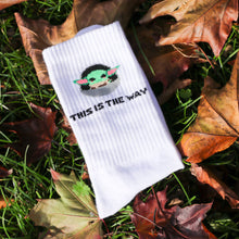 Lade das Bild in den Galerie-Viewer, Tennissocken "This is the way"
