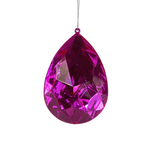 Großer Weihnachtsanhänger in Form eines pinken, tropfenförmigen Diamanten.
