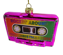 Lade das Bild in den Galerie-Viewer, Weihnachtsanhänger &quot;Musikkassette&quot;
