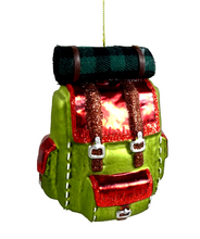 Lade das Bild in den Galerie-Viewer, Weihnachtsanhänger "Wanderrucksack"
