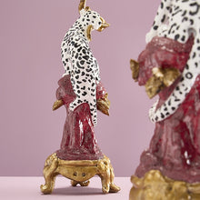Lade das Bild in den Galerie-Viewer, 2er-Set Kerzenhalter &quot;Leoparden&quot;, 33 cm
