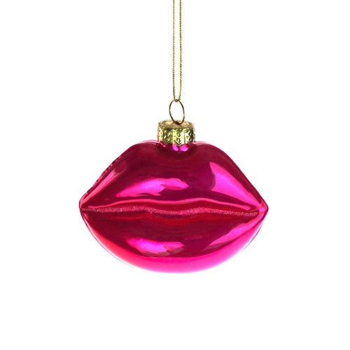 Christbaumschuck aus Glas in Form von Lippen. Der Kussmund ist glänzend pink.