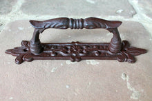 Lade das Bild in den Galerie-Viewer, XL-Griff Gusseisen (1), 22 cm
