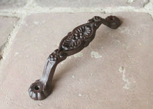 Lade das Bild in den Galerie-Viewer, XL-Griff Gusseisen (2), 22,5 cm
