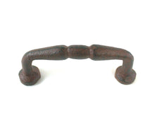 Lade das Bild in den Galerie-Viewer, Griff aus Gusseisen (4), 12 cm
