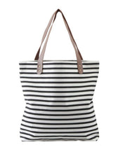 Lade das Bild in den Galerie-Viewer, House Doctor Tasche &quot;Stripes&quot;
