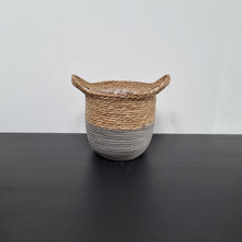 Lade das Bild in den Galerie-Viewer, Flechtkorb &quot;Valencia&quot; aus Seegras S natur/grau, 22 cm
