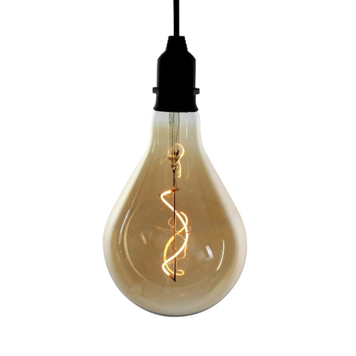 LED-Glühbirne für den Outdoor-Bereich mit Batteriebetrieb. Die Glühbirne hat ein amberfarbenes Finish und einen Glühfaden im Vintagelook.