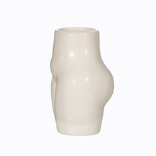 Lade das Bild in den Galerie-Viewer, Vase &quot;Body&quot; creme, 15 cm
