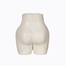 Lade das Bild in den Galerie-Viewer, Vase &quot;Body&quot; creme, 15 cm
