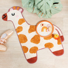 Lade das Bild in den Galerie-Viewer, Sass &amp; Belle Kinderteppich &quot;Giraffe&quot;
