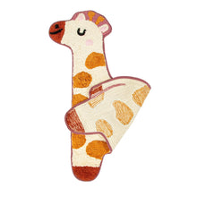 Lade das Bild in den Galerie-Viewer, Sass &amp; Belle Kinderteppich &quot;Giraffe&quot;
